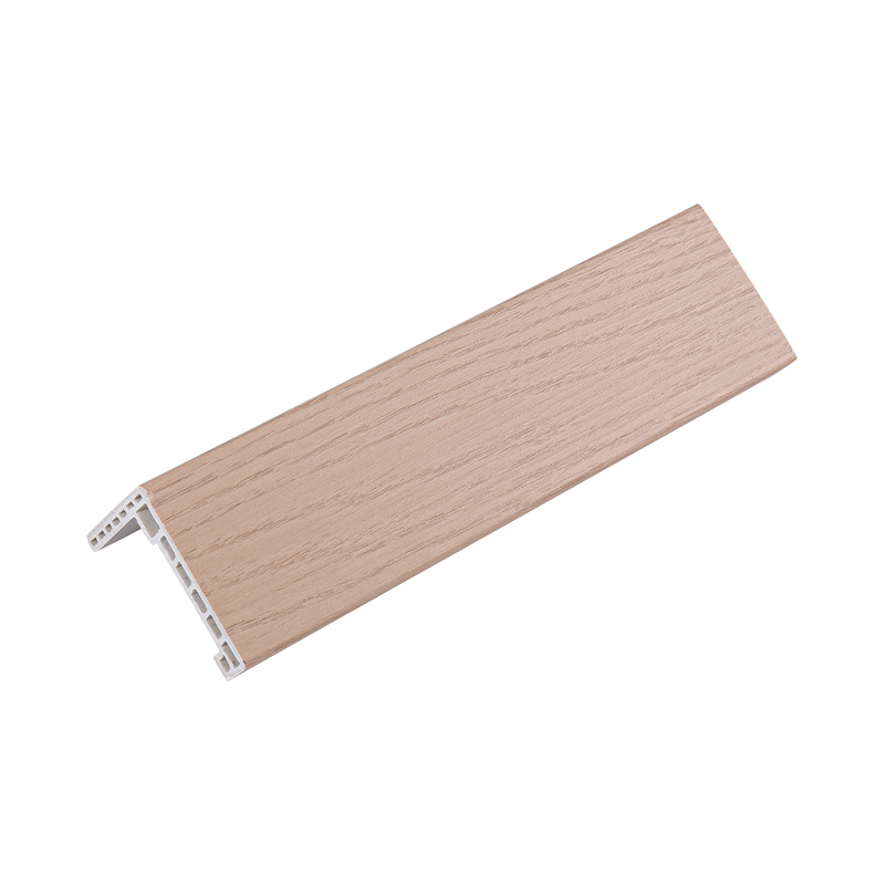 Architrave de porte WPC